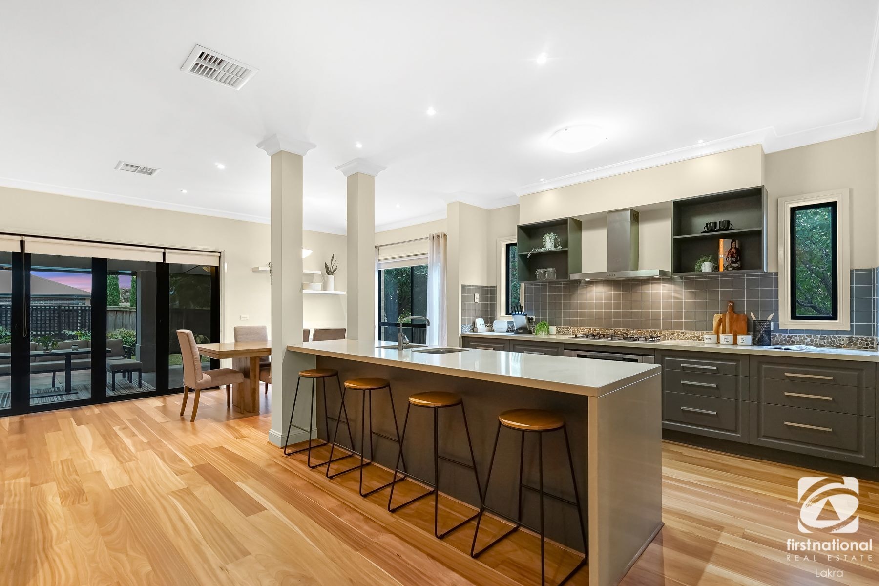 10 Lincolnheath Boulevard, Point Cook VIC 3030, Point Cook - Thumbnail 7
