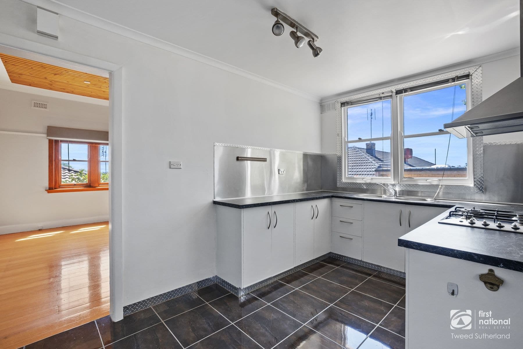 3/17 Albion Street, Kennington VIC 3550, Kennington - Thumbnail 4