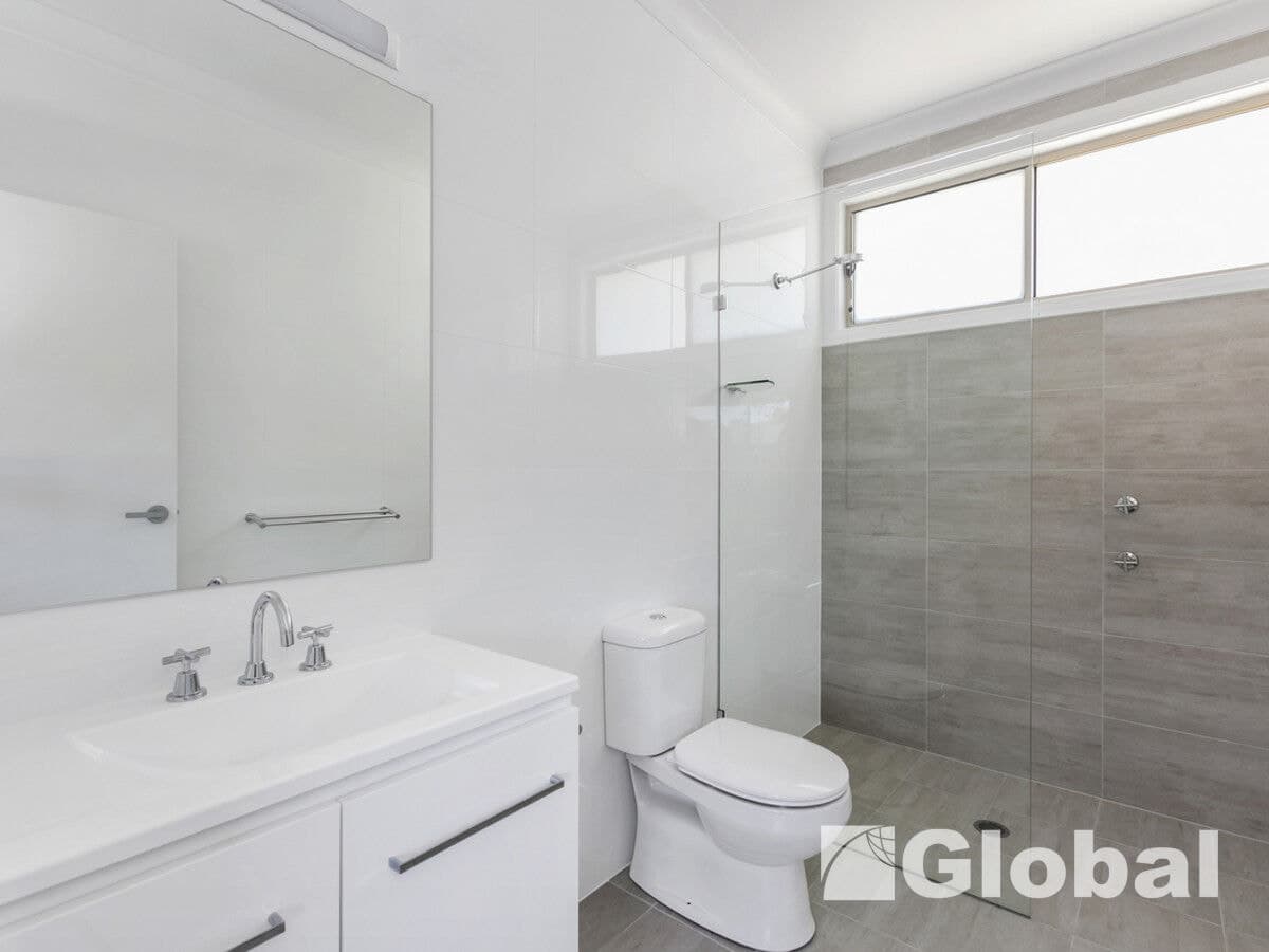 2/57 Yorston Street, Warners Bay, Warners Bay - Thumbnail 2