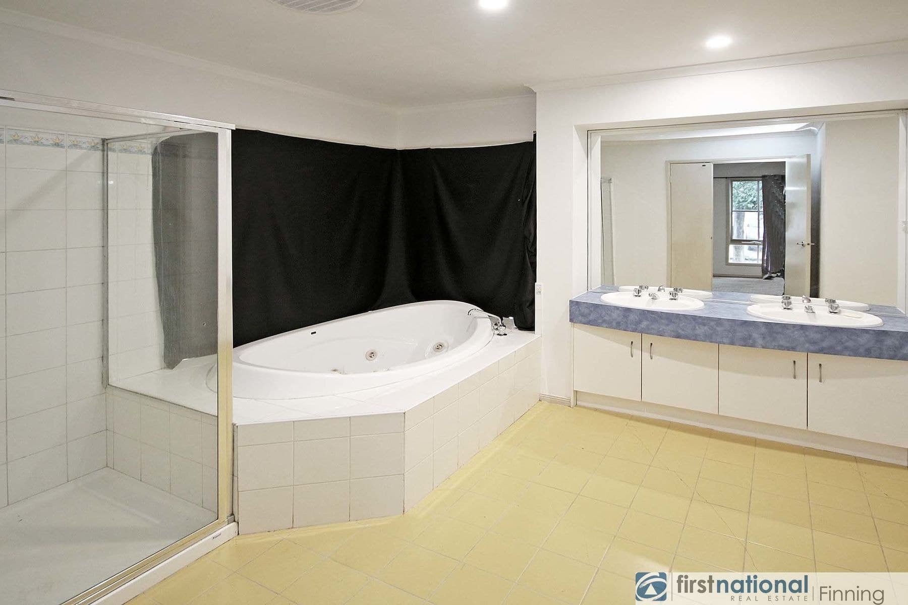 13 Borrowdale Court, Cranbourne West VIC 3977, Cranbourne West - Thumbnail 8