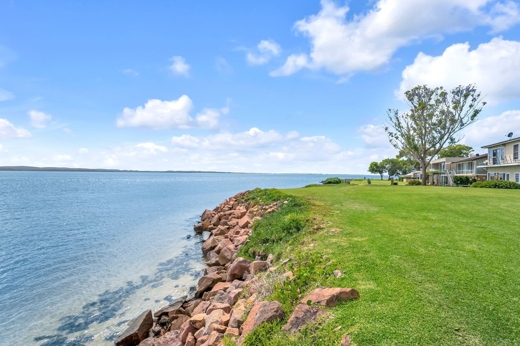 2/64 Sandy Point Road, Corlette NSW 2315, Corlette - Thumbnail 3