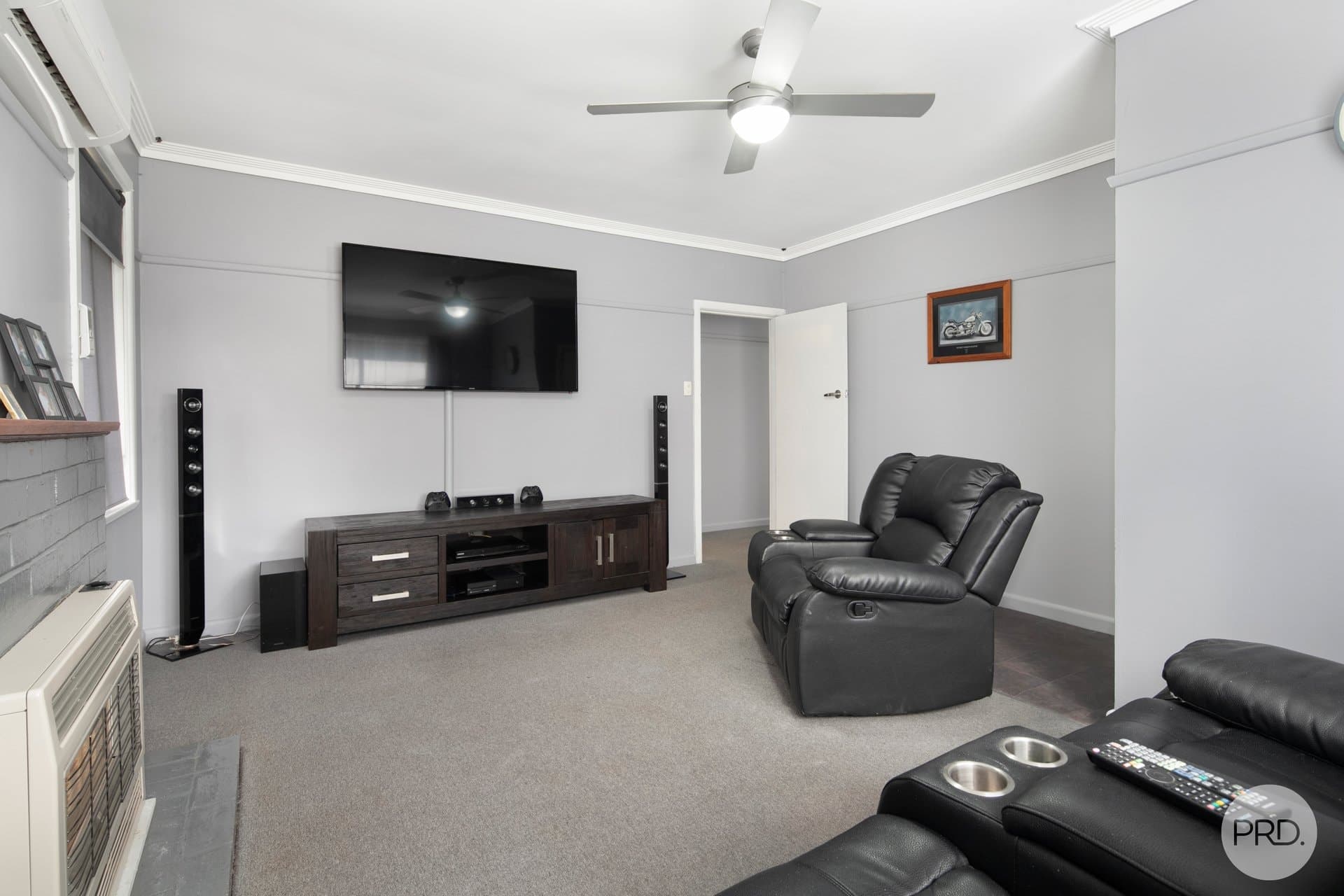 207 Sutton Street, REDAN VIC 3350, Redan - Thumbnail 2