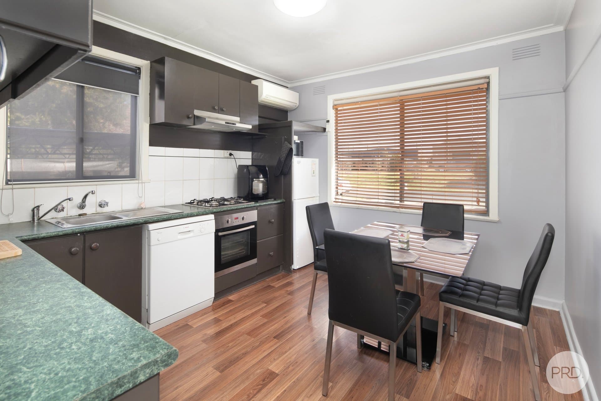 207 Sutton Street, REDAN VIC 3350, Redan - Thumbnail 5