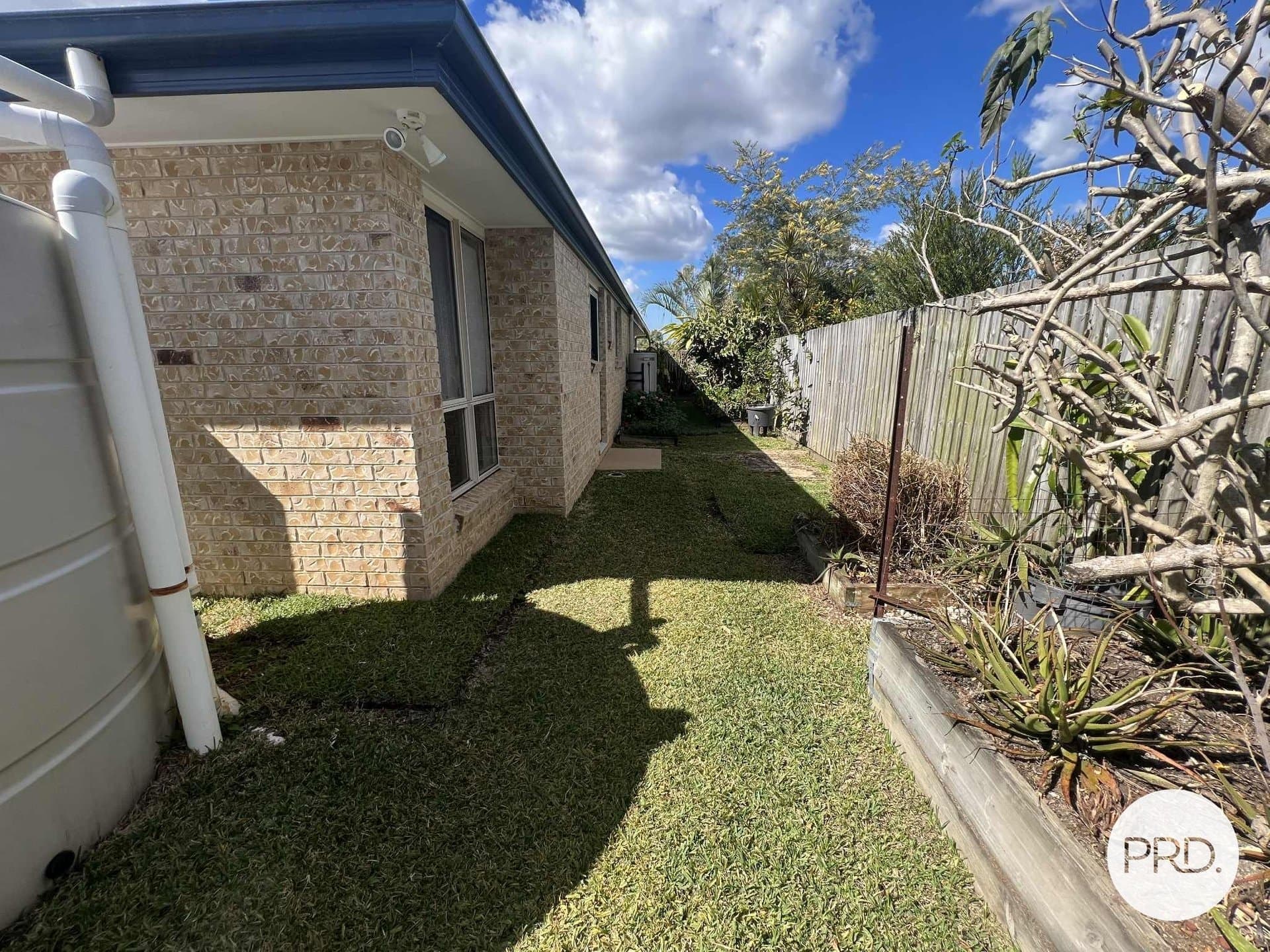 50 Bauhinia Street, BOYNE ISLAND QLD 4680, Boyne Island - Thumbnail 4