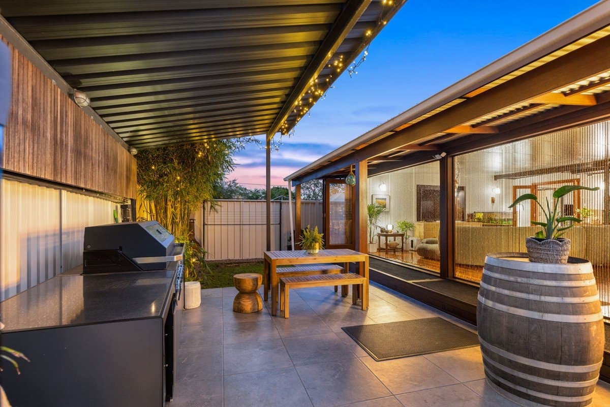 27 Boyd Street, Tugun QLD 4224, Tugun - Thumbnail 2