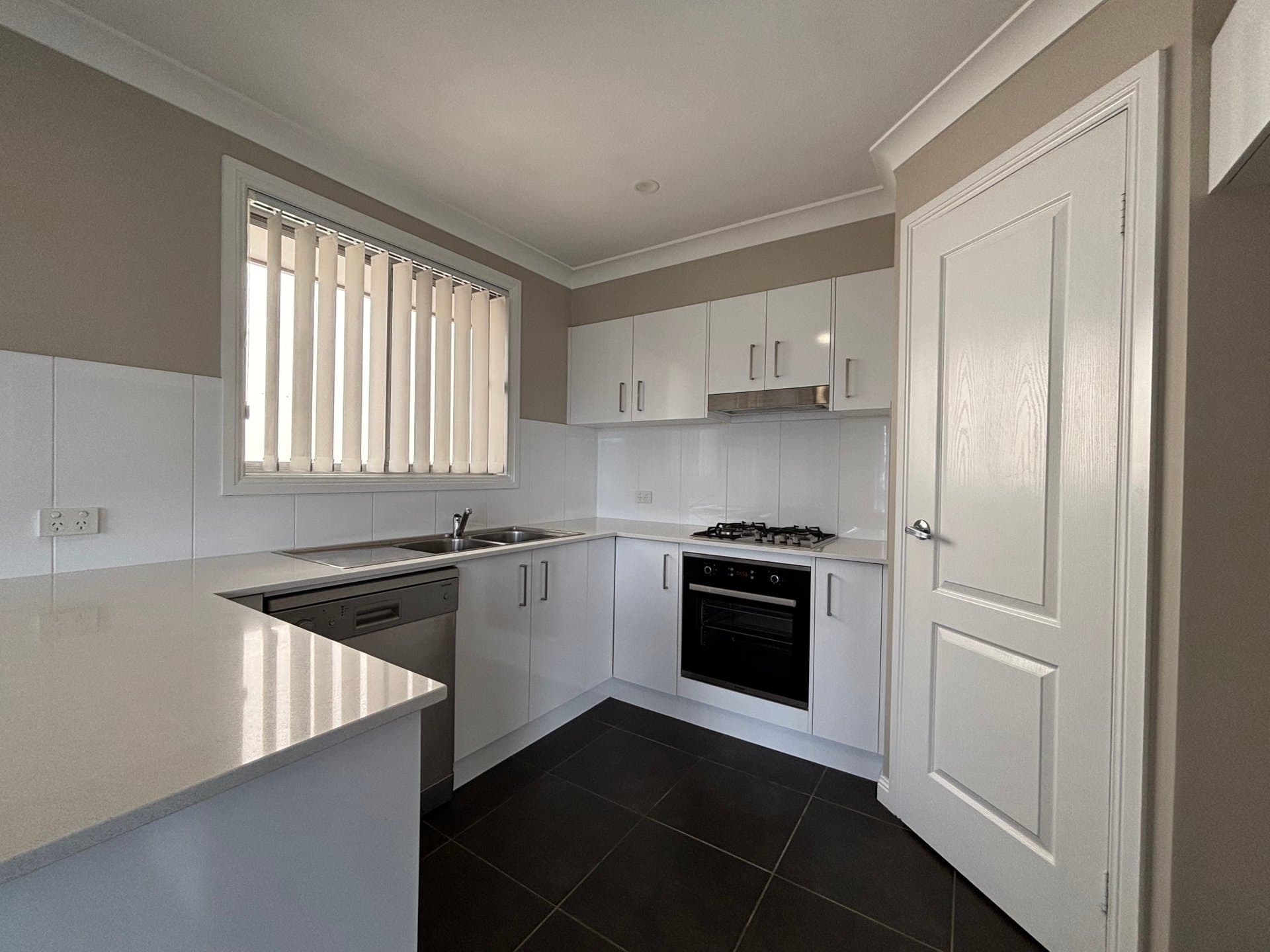 3/11 Orchid Street, TAMWORTH NSW 2340, Tamworth - Thumbnail 3