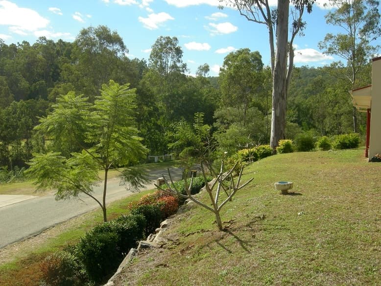 Unit 1/27 Yulgibar Close Kooralbyn, QLD 4285, Luxury 3 Bed Duplex - Kooralbyn - Thumbnail 4