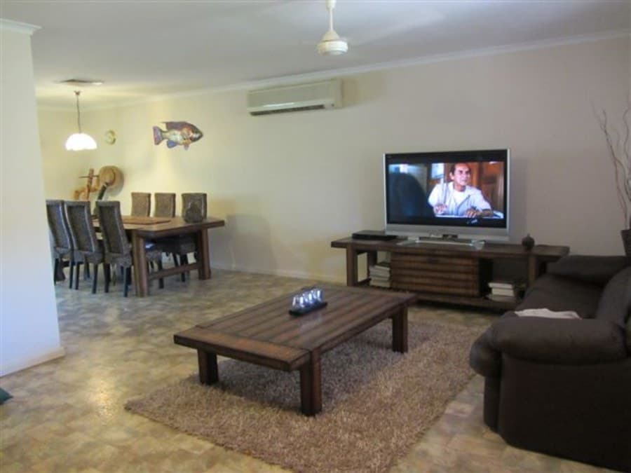 4 Carey Street Exmouth, WA 6707, Out Shines The Others - Exmouth - Thumbnail 2