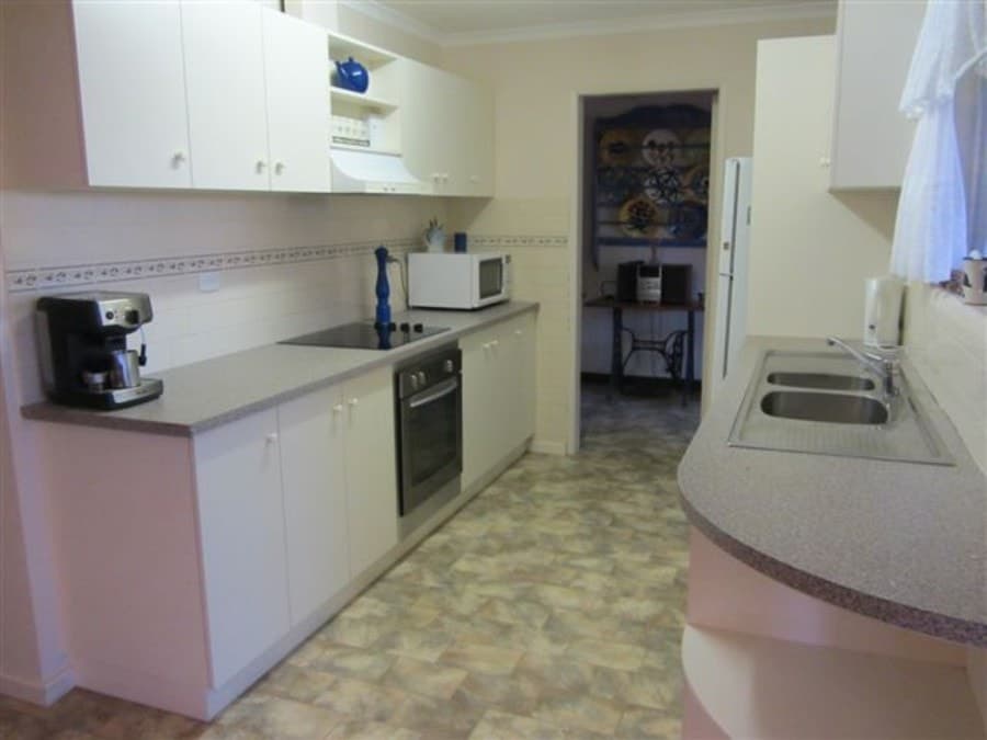 4 Carey Street Exmouth, WA 6707, Out Shines The Others - Exmouth - Thumbnail 3