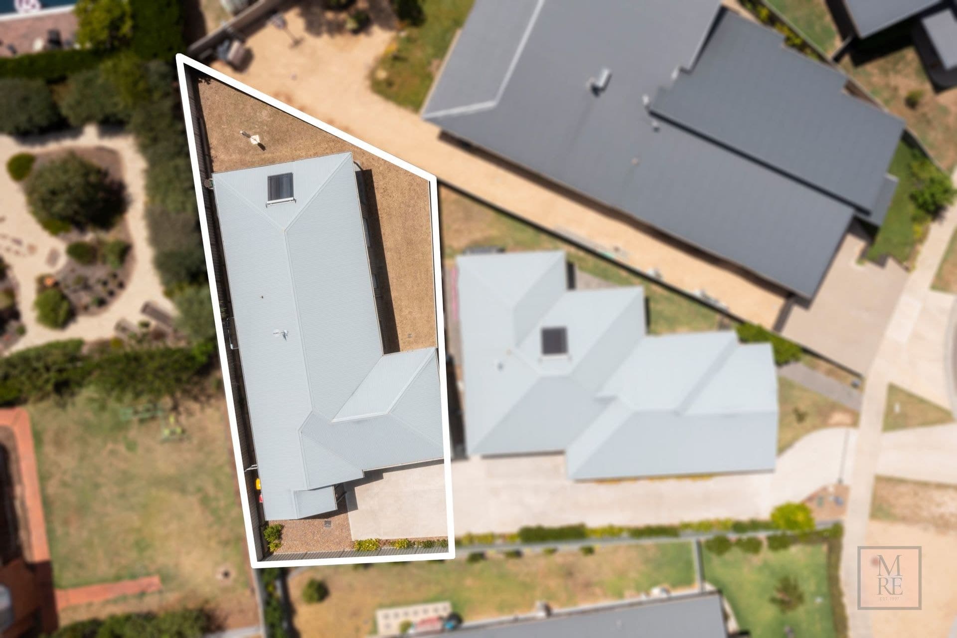 2 / 7 Avoca Court, Mansfield, Mansfield - Image 1