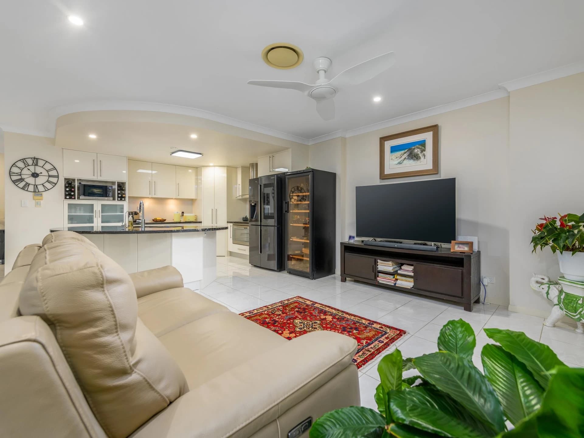 88 Salvado Drive, Pacific Pines QLD 4211, Pacific Pines - Thumbnail 7