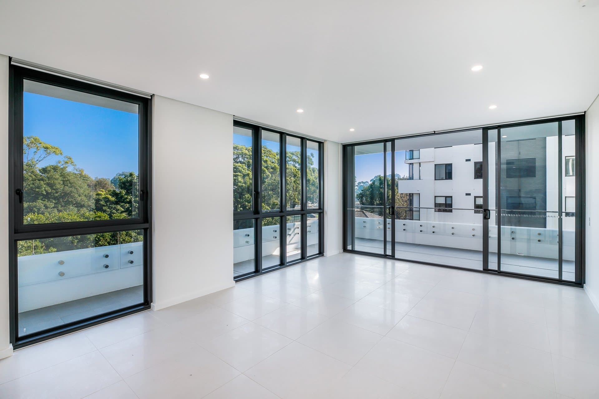 303/38 Pinnacle Street, Miranda NSW 2228, Miranda - Thumbnail 2
