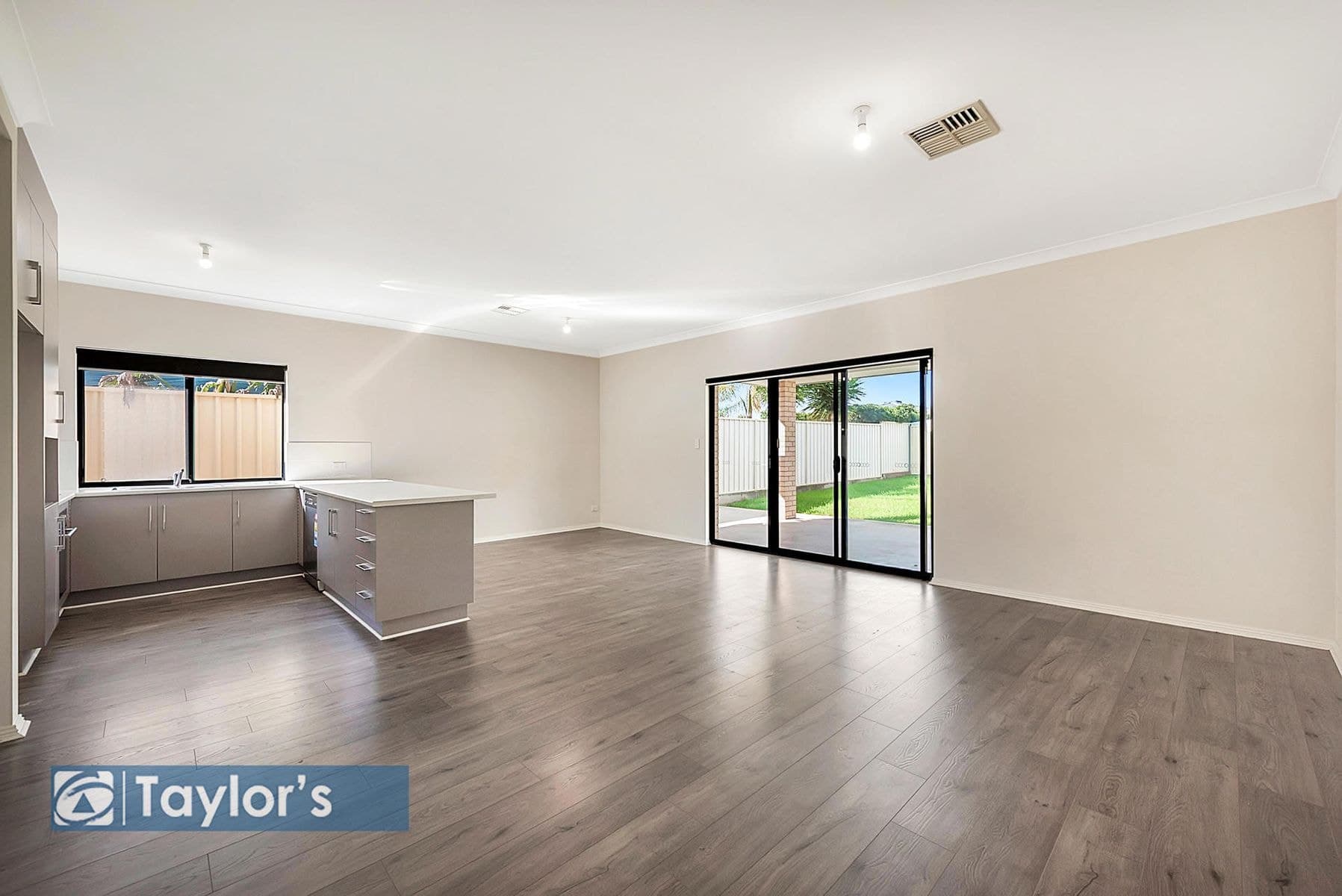 8 Felicia Avenue, Salisbury Downs SA 5108, Salisbury Downs - Thumbnail 2