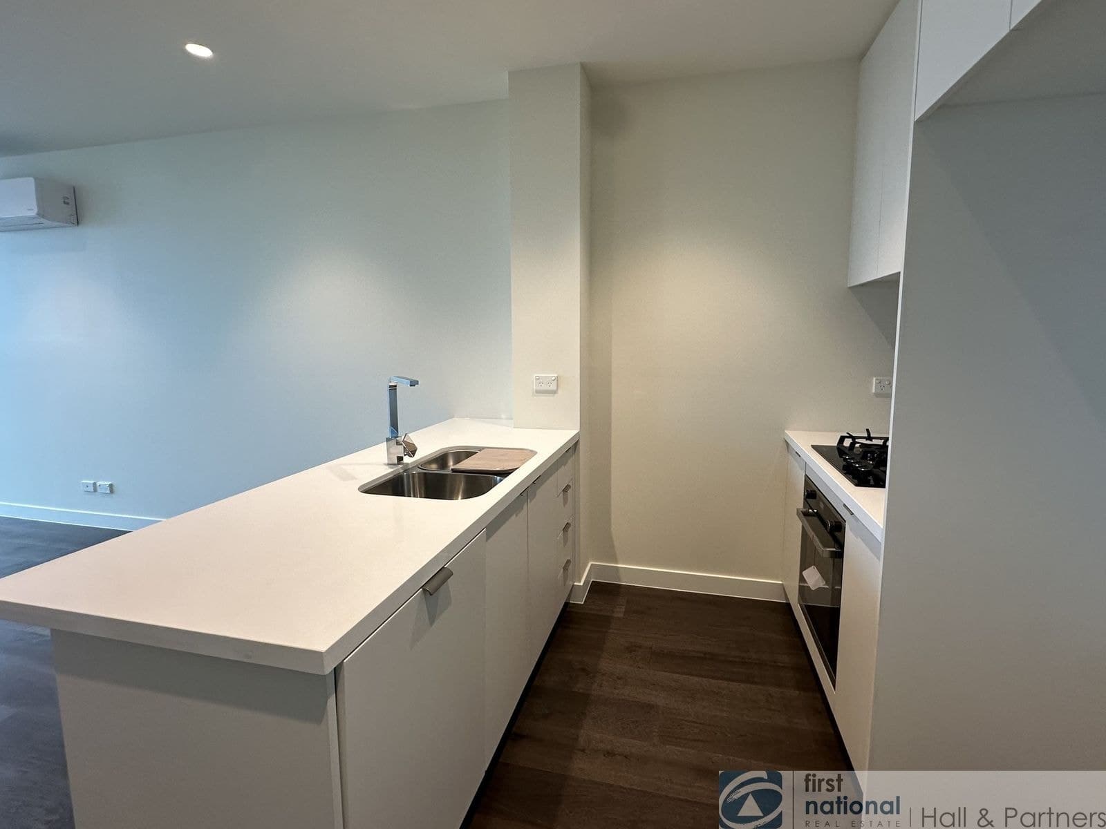 808/34 Mason Street, Dandenong VIC 3175, Dandenong - Thumbnail 2