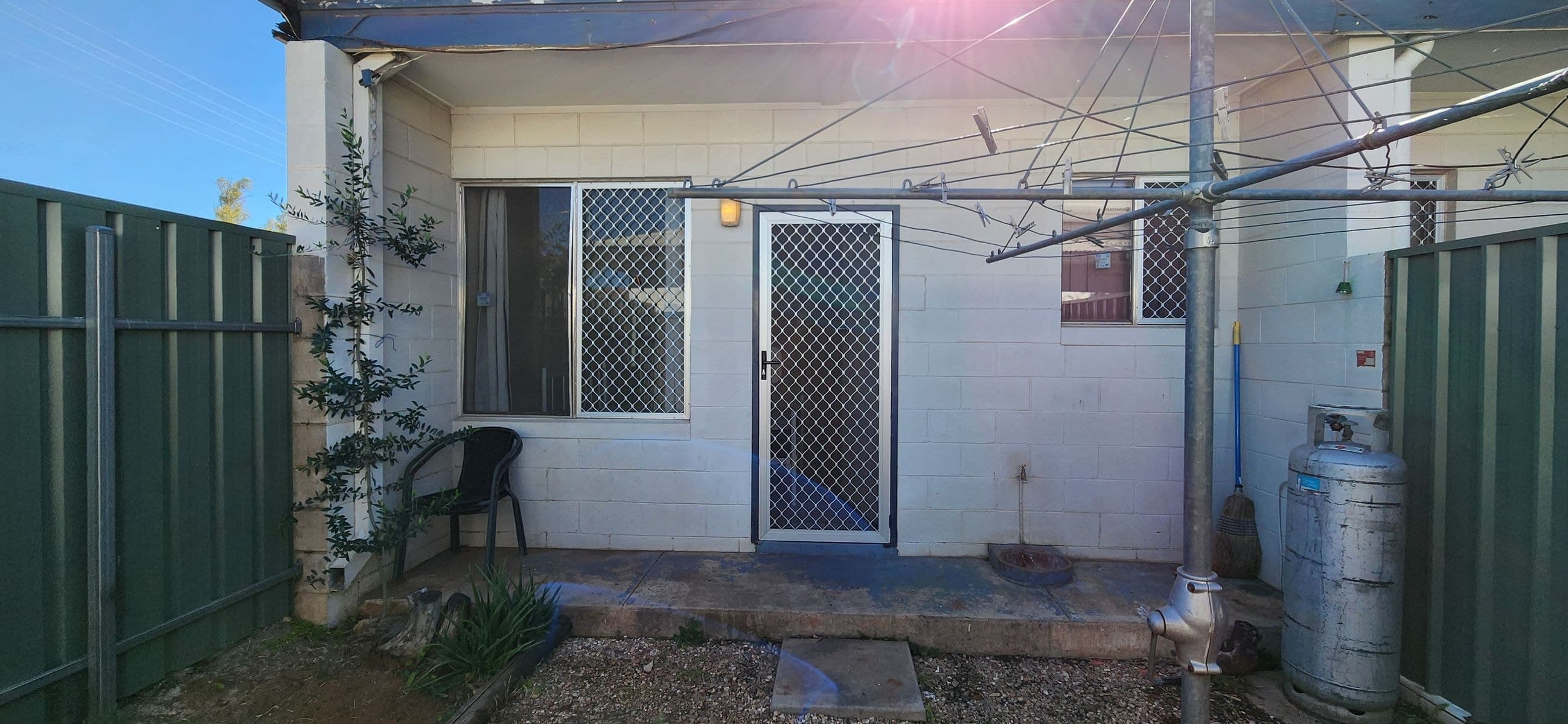 1/12 Telegraph Terrace, Alice Springs NT 0870, Alice Springs - Image 1