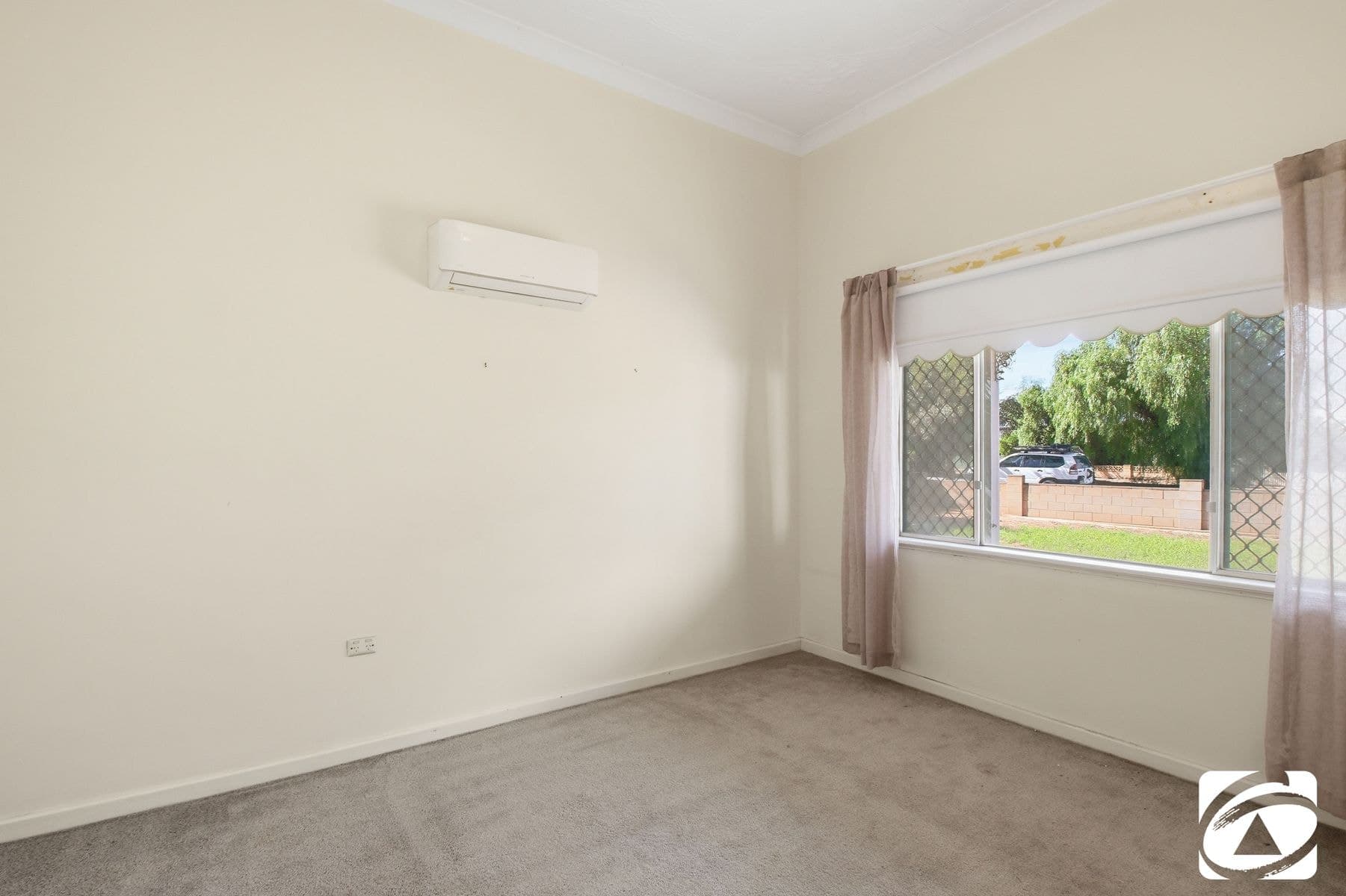 216-218 PELL STREET, Broken Hill NSW 2880, Broken Hill - Thumbnail 2