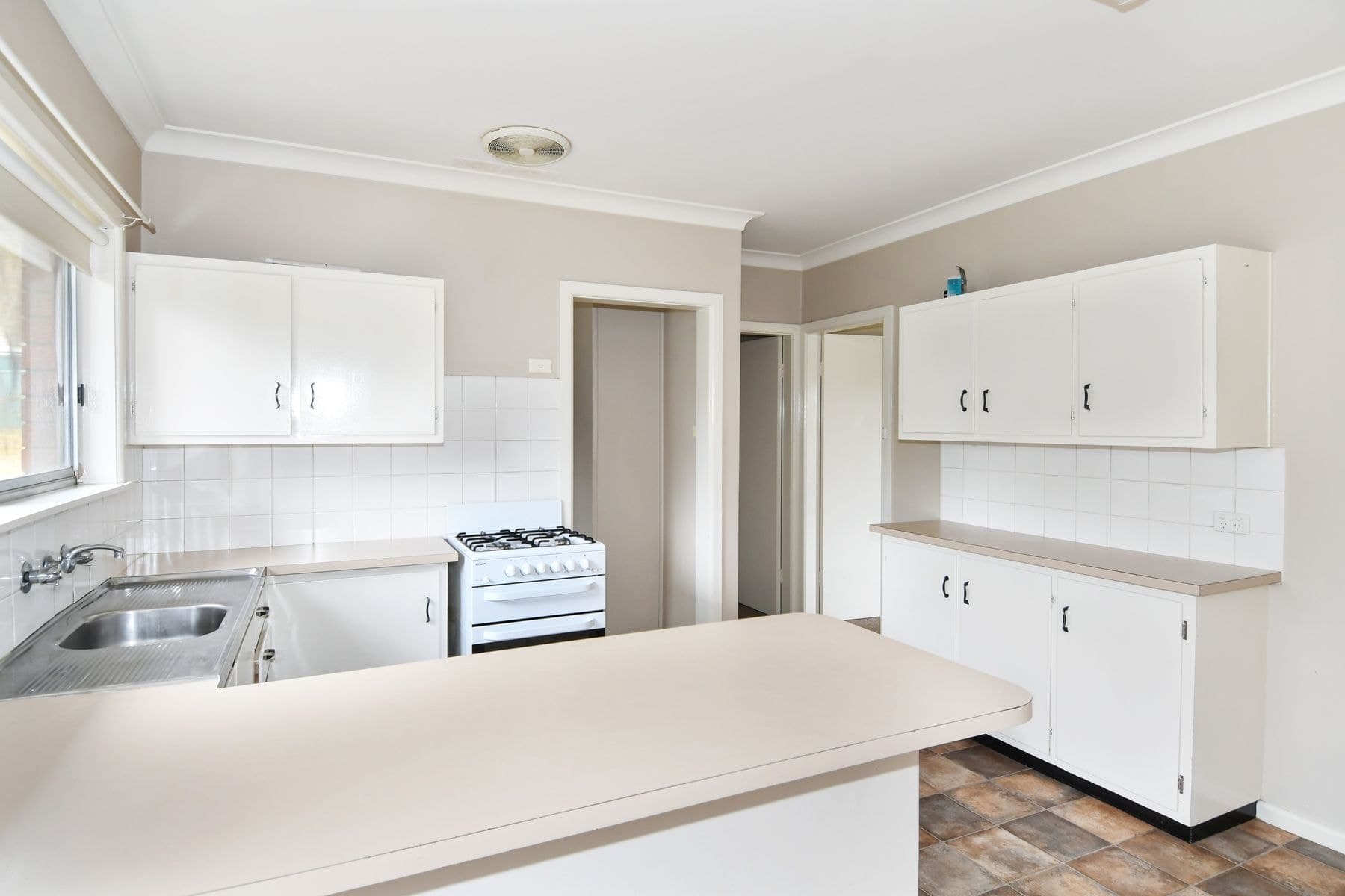 14 Casey Circuit, Bathurst, NSW 2795, Bathurst - Thumbnail 5