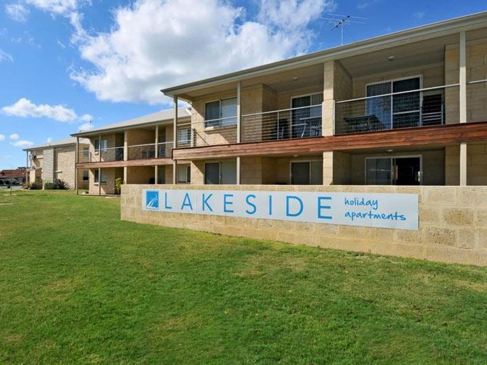 Unit 30/1 Lakes Crescent, South Yunderup WA 6208, South Yunderup - Image 1