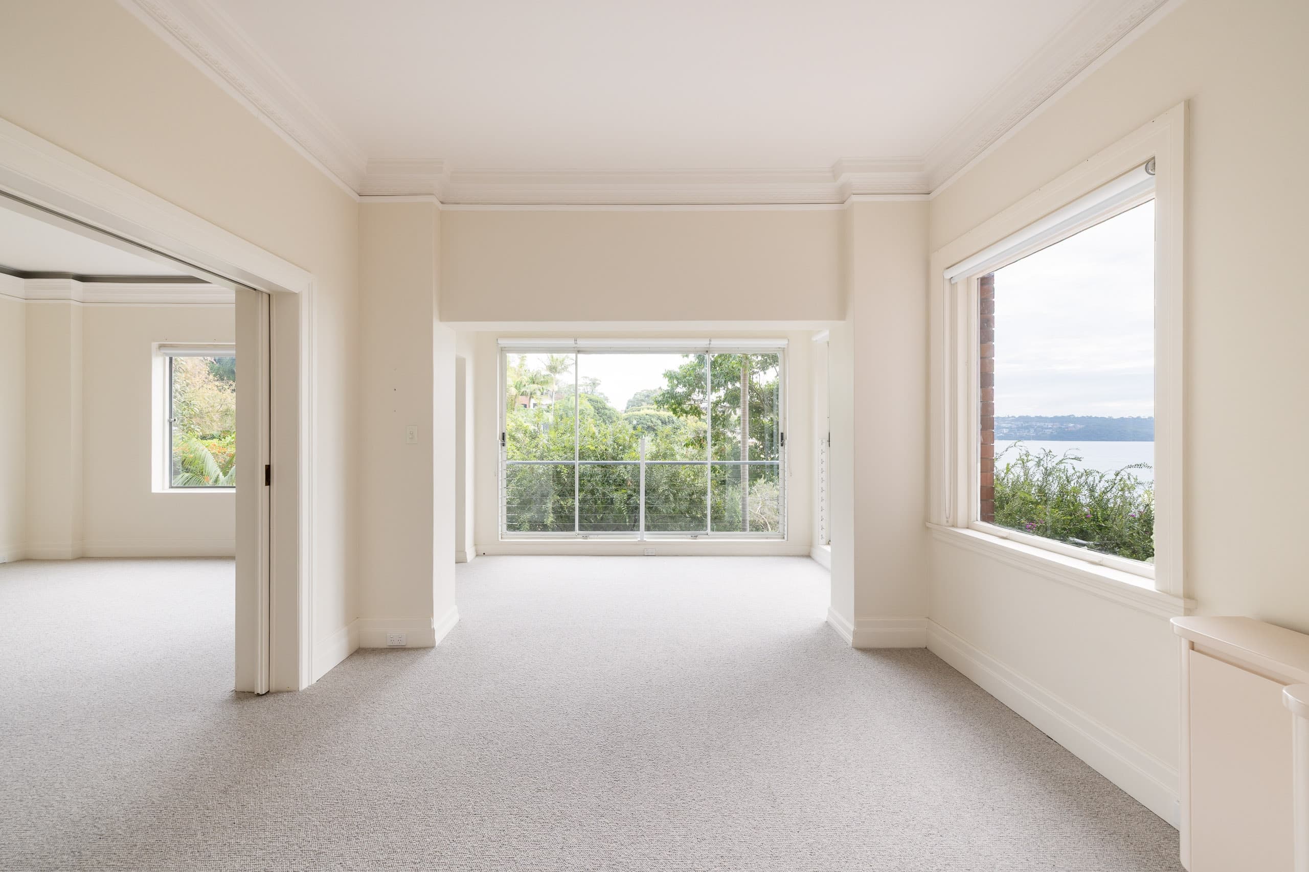 2/6 Longworth Avenue, Point Piper - Image 1