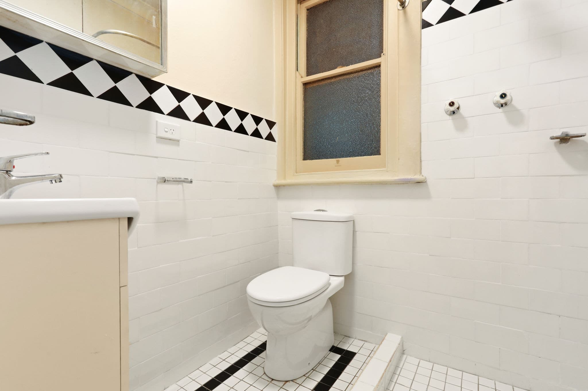 3/230-232 William Street, Potts Point - Thumbnail 4