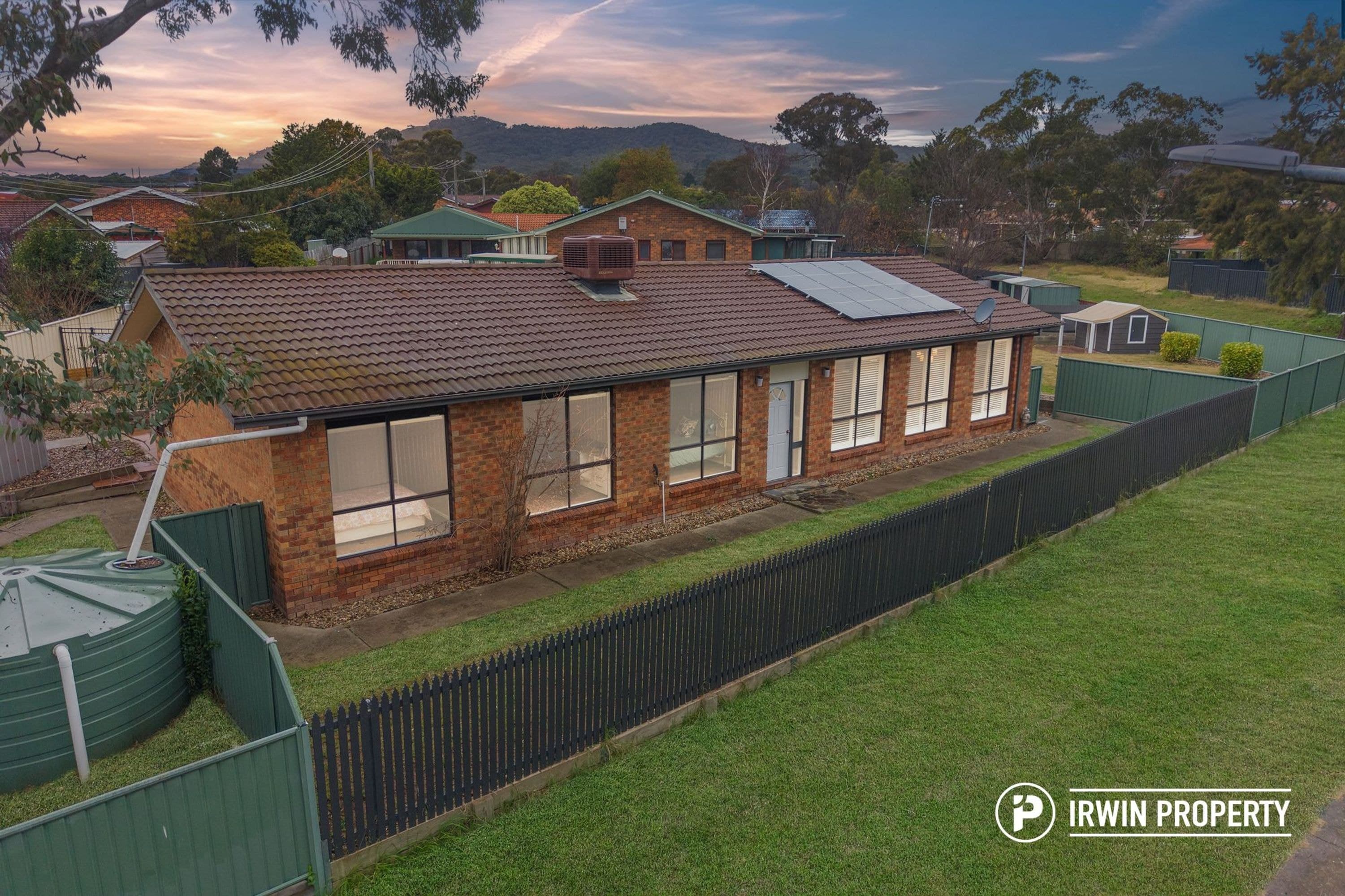 16 Watterson Place, Gilmore - Image 1