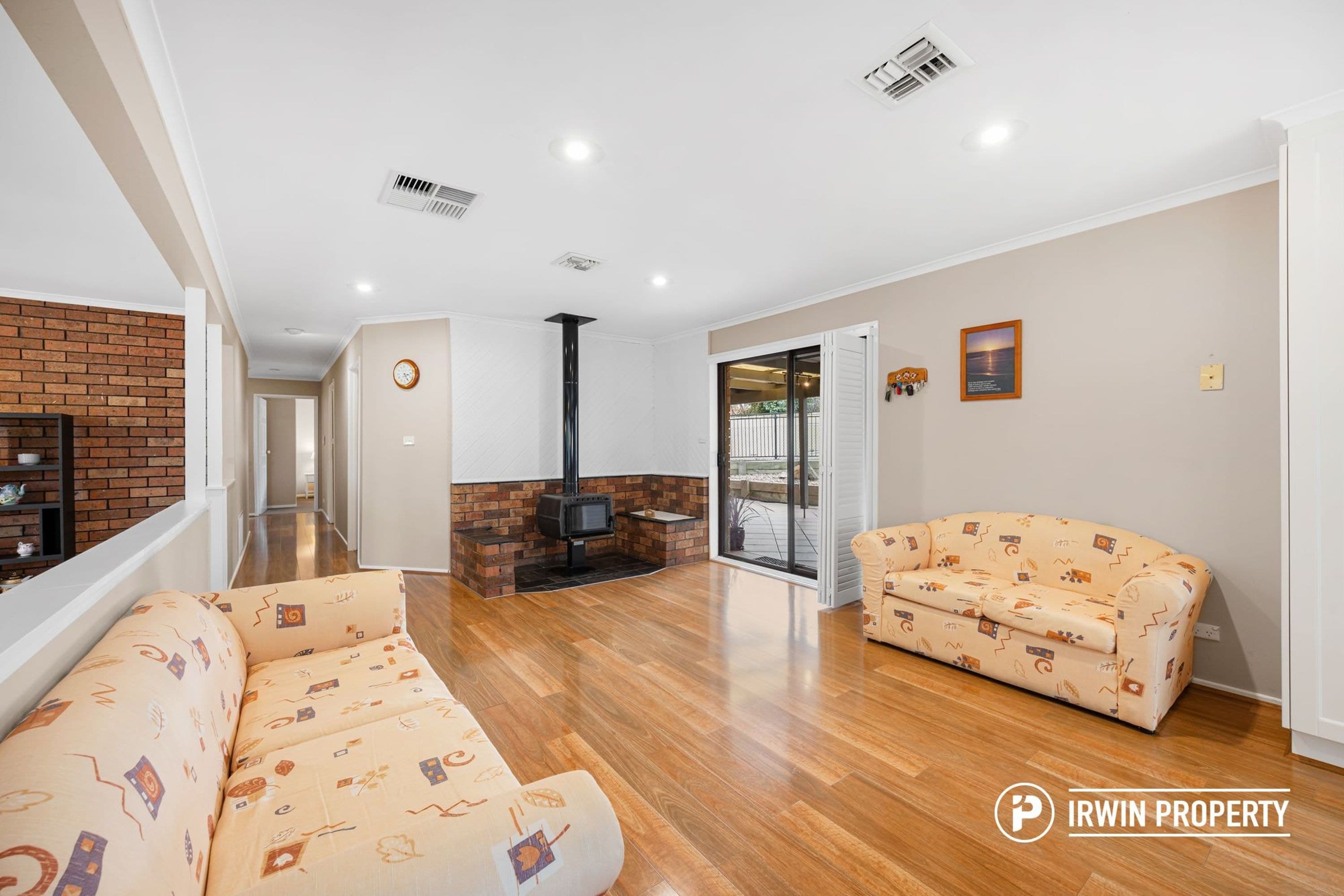 16 Watterson Place, Gilmore - Thumbnail 8