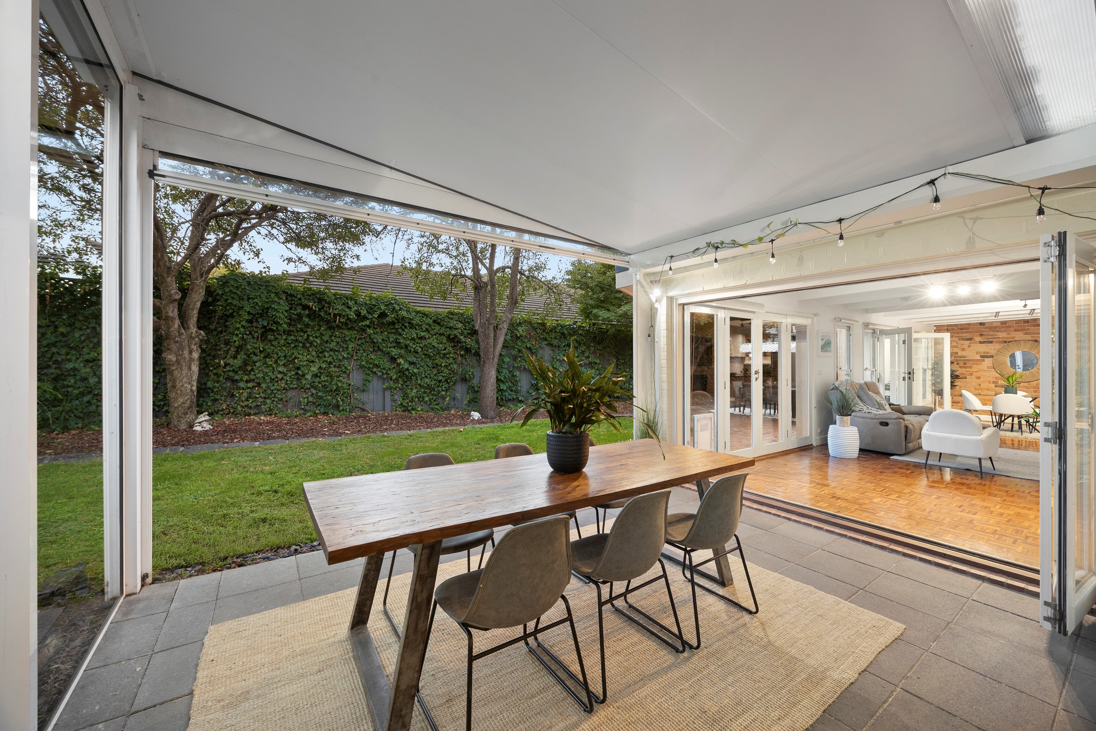 96 Middlesex Road, Surrey Hills - Thumbnail 3