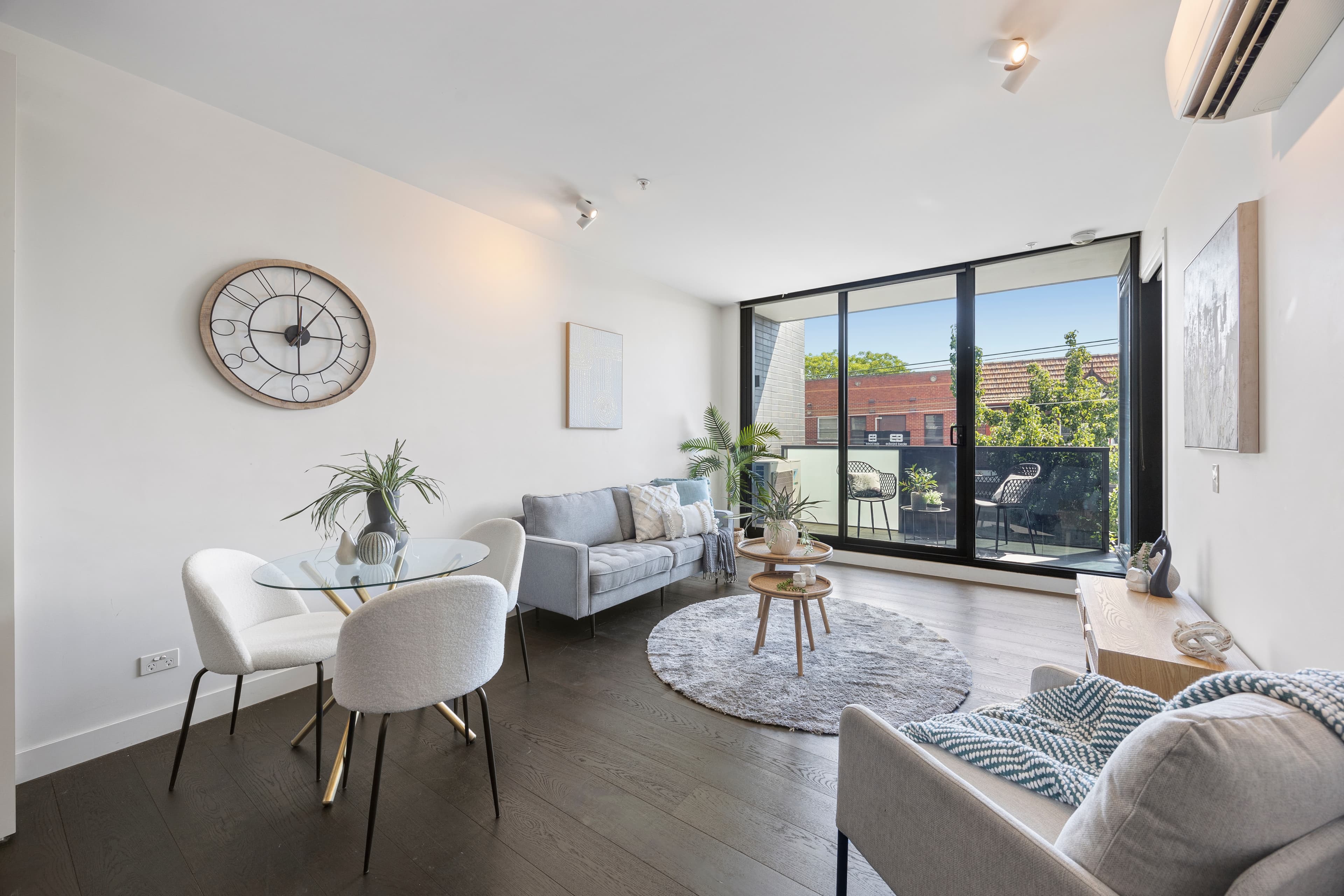 124/828 Burke Road, Camberwell - Thumbnail 2