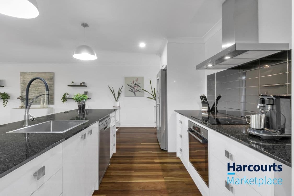 37 Chapman Street, OXLEY, QLD 4075, Oxley - Thumbnail 3