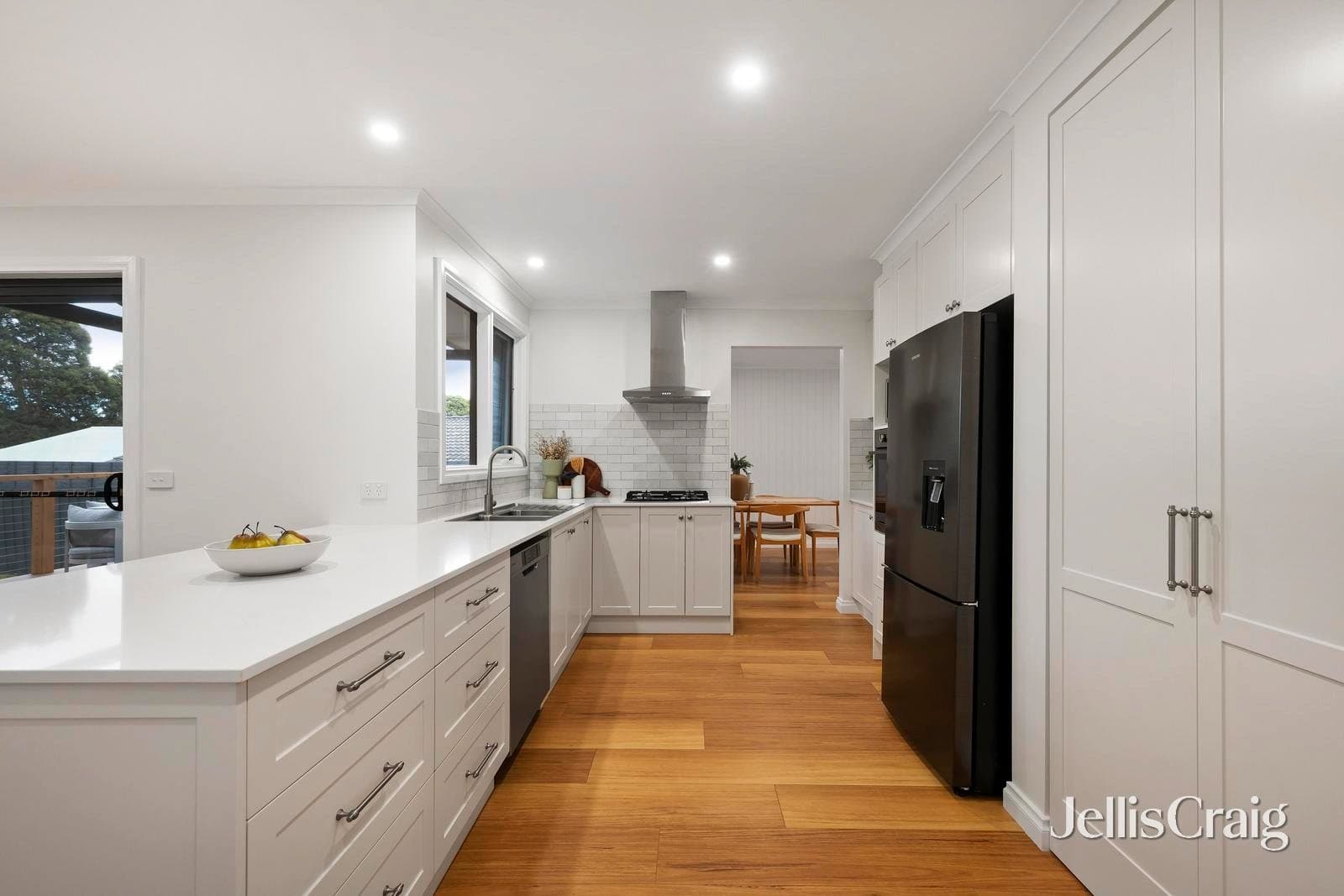 5 Levendale Avenue, Mooroolbark, Mooroolbark - Thumbnail 4