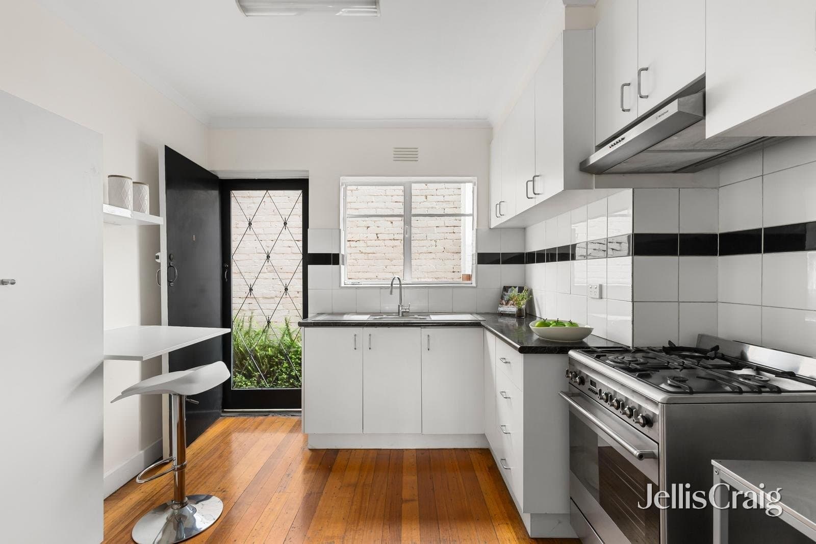 2/53 Grove Road, Hawthorn, Hawthorn - Thumbnail 6