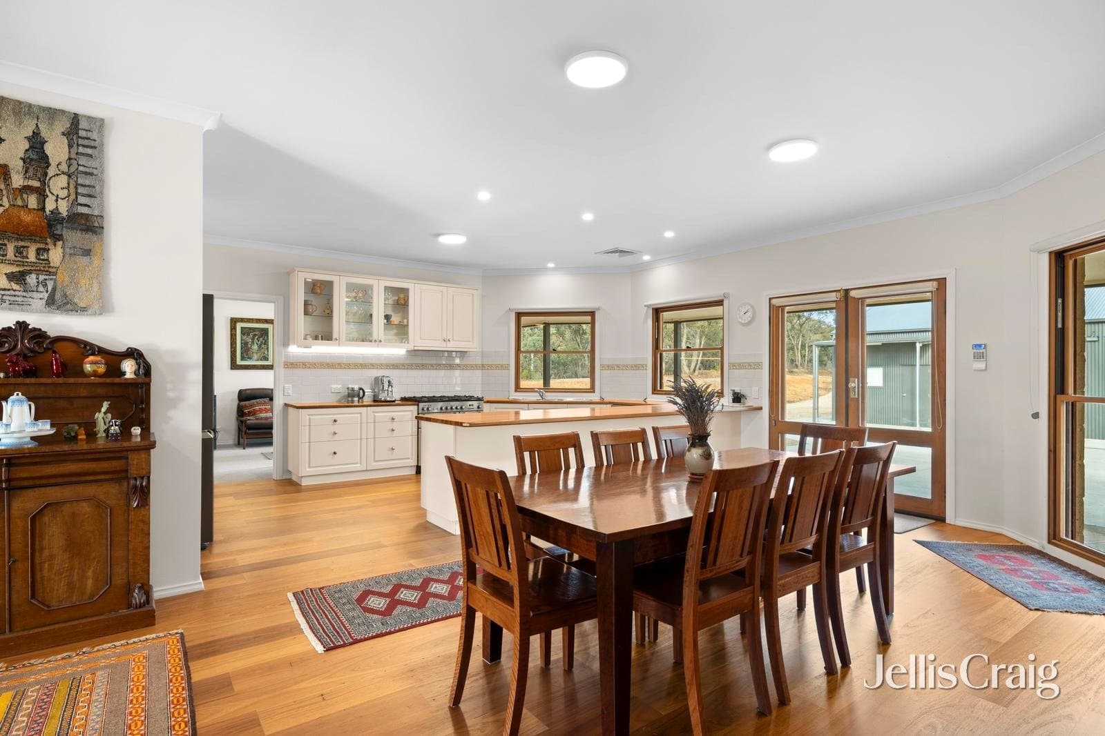 24 Ross Drive, Castlemaine, Castlemaine - Thumbnail 4