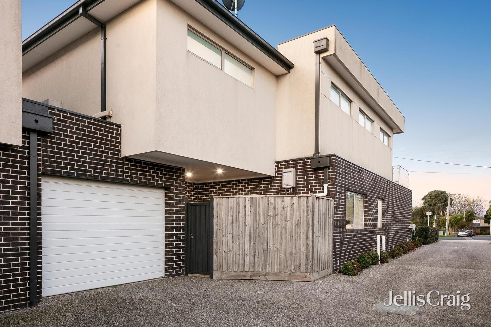 2/307 Cumberland Road, Pascoe Vale, Pascoe Vale - Image 1