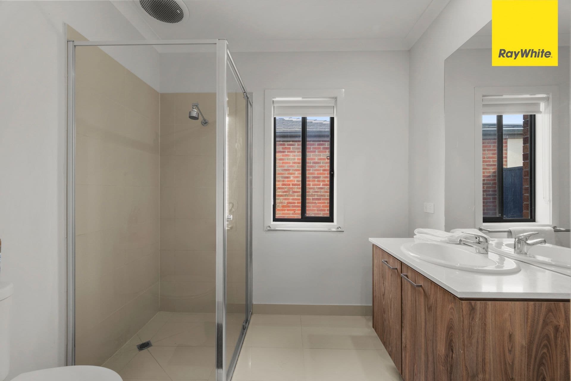 43 Moroka Avenue, WEIR VIEWS VIC 3338, Weir Views - Thumbnail 4