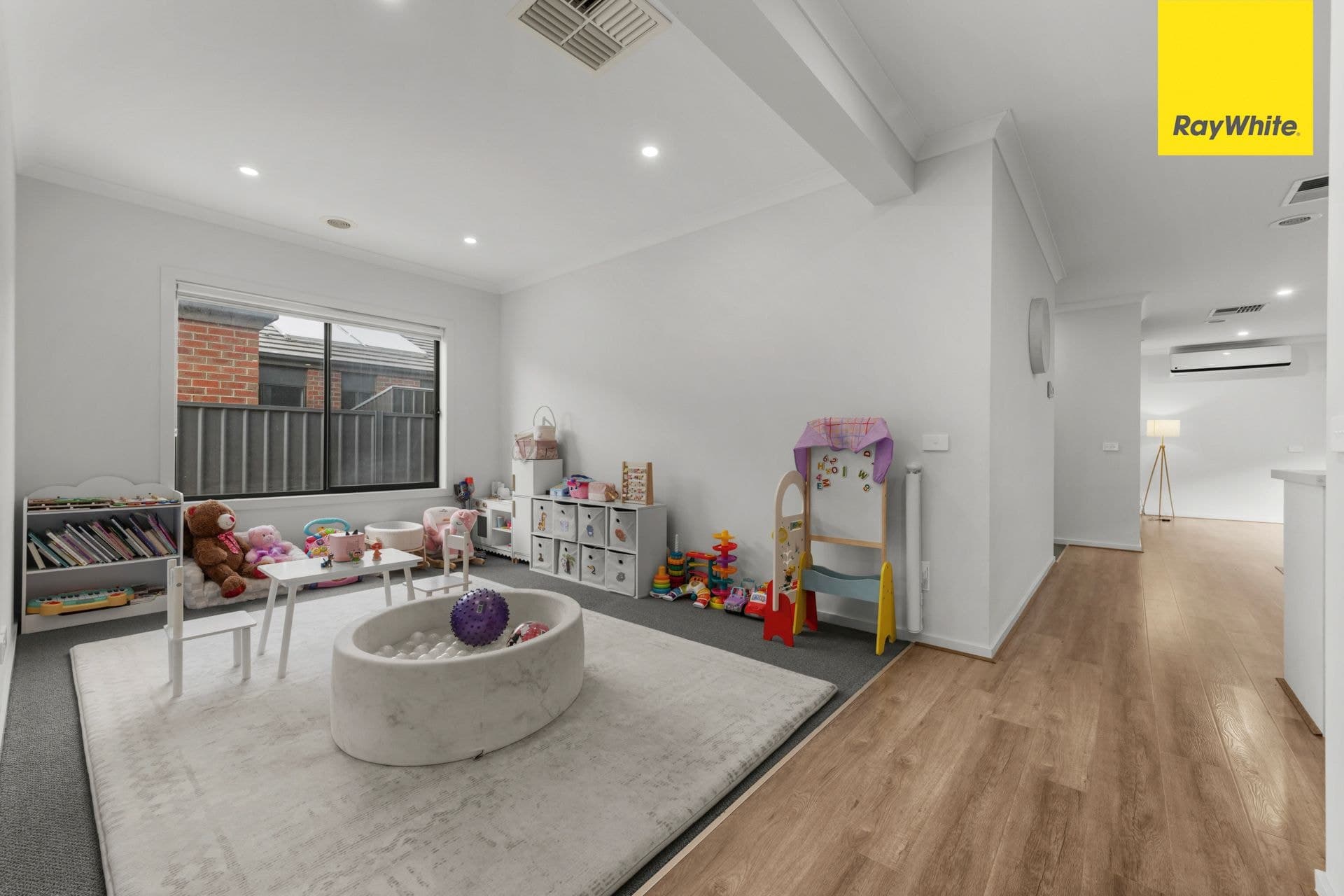 43 Moroka Avenue, WEIR VIEWS VIC 3338, Weir Views - Thumbnail 5
