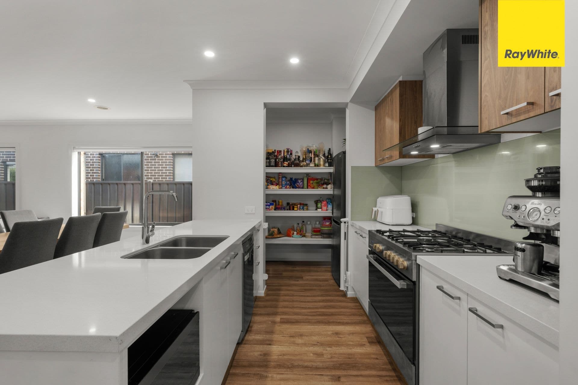 43 Moroka Avenue, WEIR VIEWS VIC 3338, Weir Views - Thumbnail 8