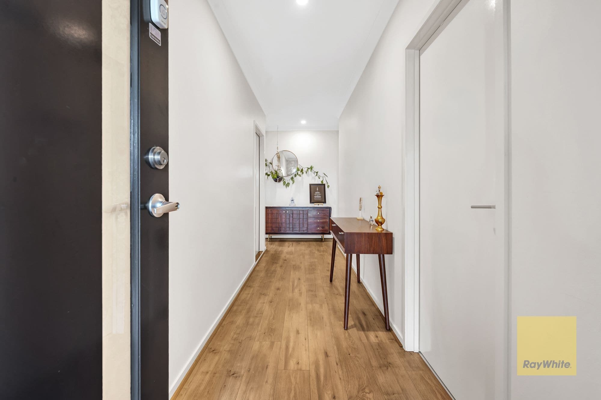30 Willowbank Circuit, THORNHILL PARK VIC 3335, Thornhill Park - Thumbnail 4
