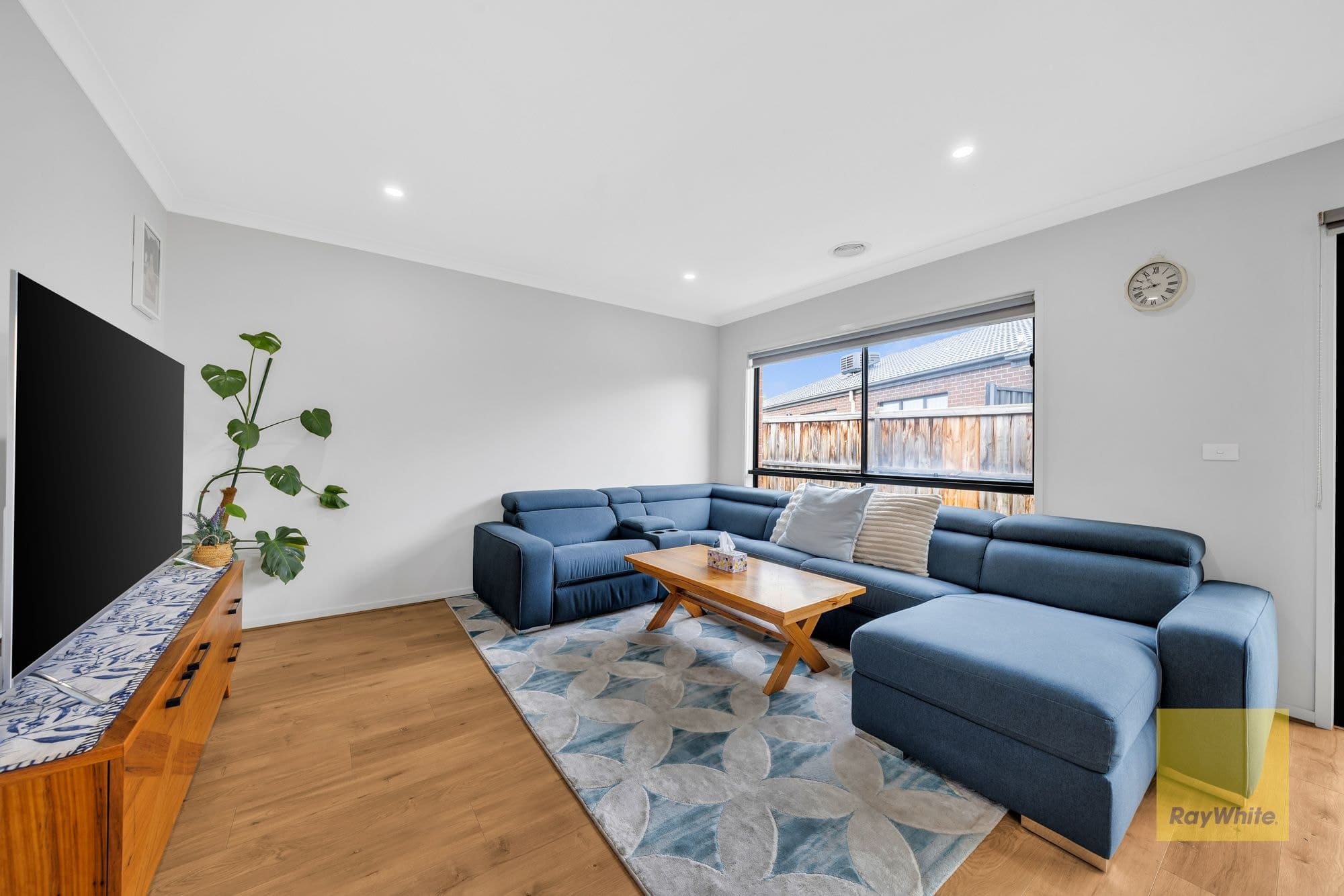 46 Wingfield Drive, THORNHILL PARK VIC 3335, Thornhill Park - Thumbnail 8
