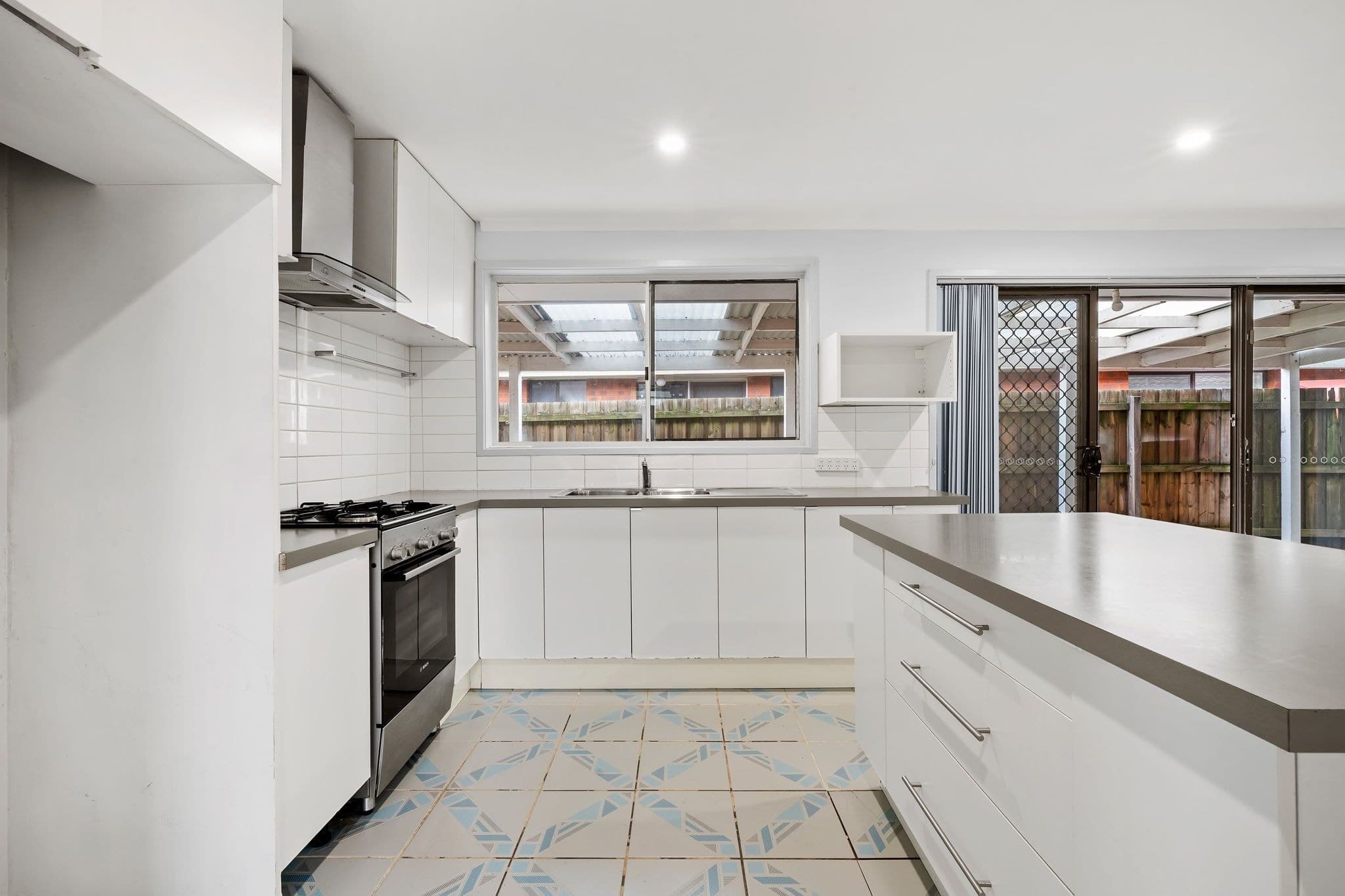 5 Bellevue Court, Mill Park VIC 3082, Mill Park - Thumbnail 4
