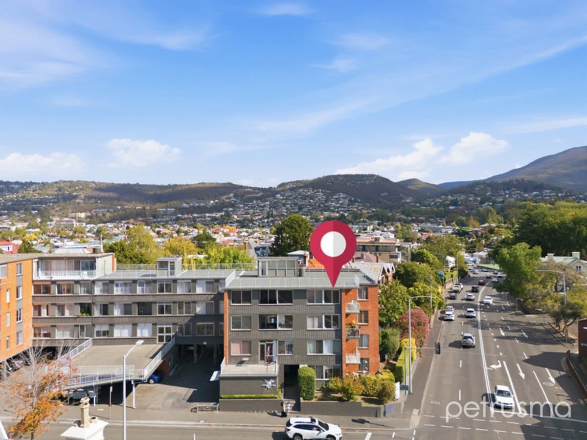 34 / 64 St Georges Terrace Battery Point TAS 7004, Battery Point - Image 1