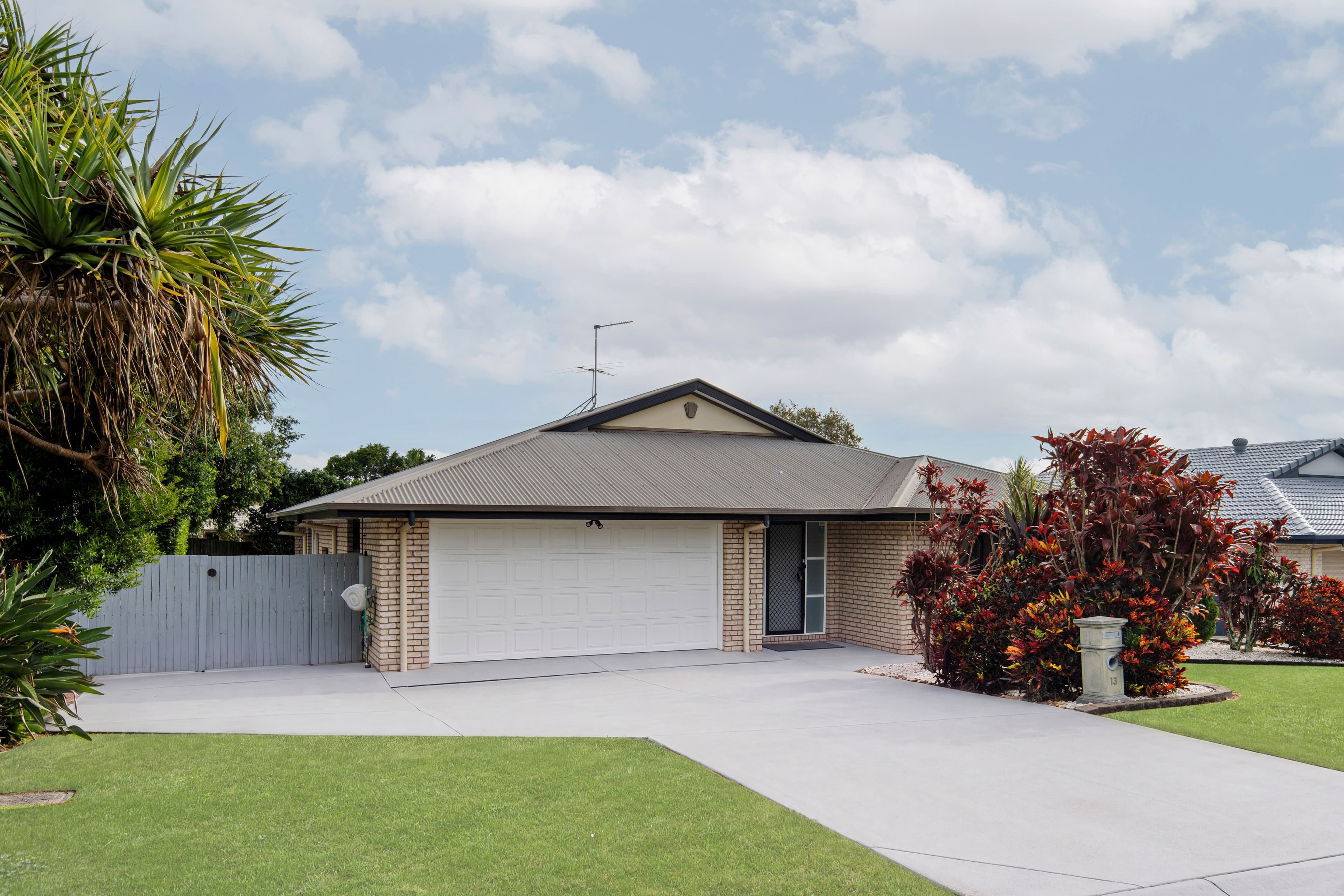13 Elysian Street, Victoria Point, Victoria Point - Image 1