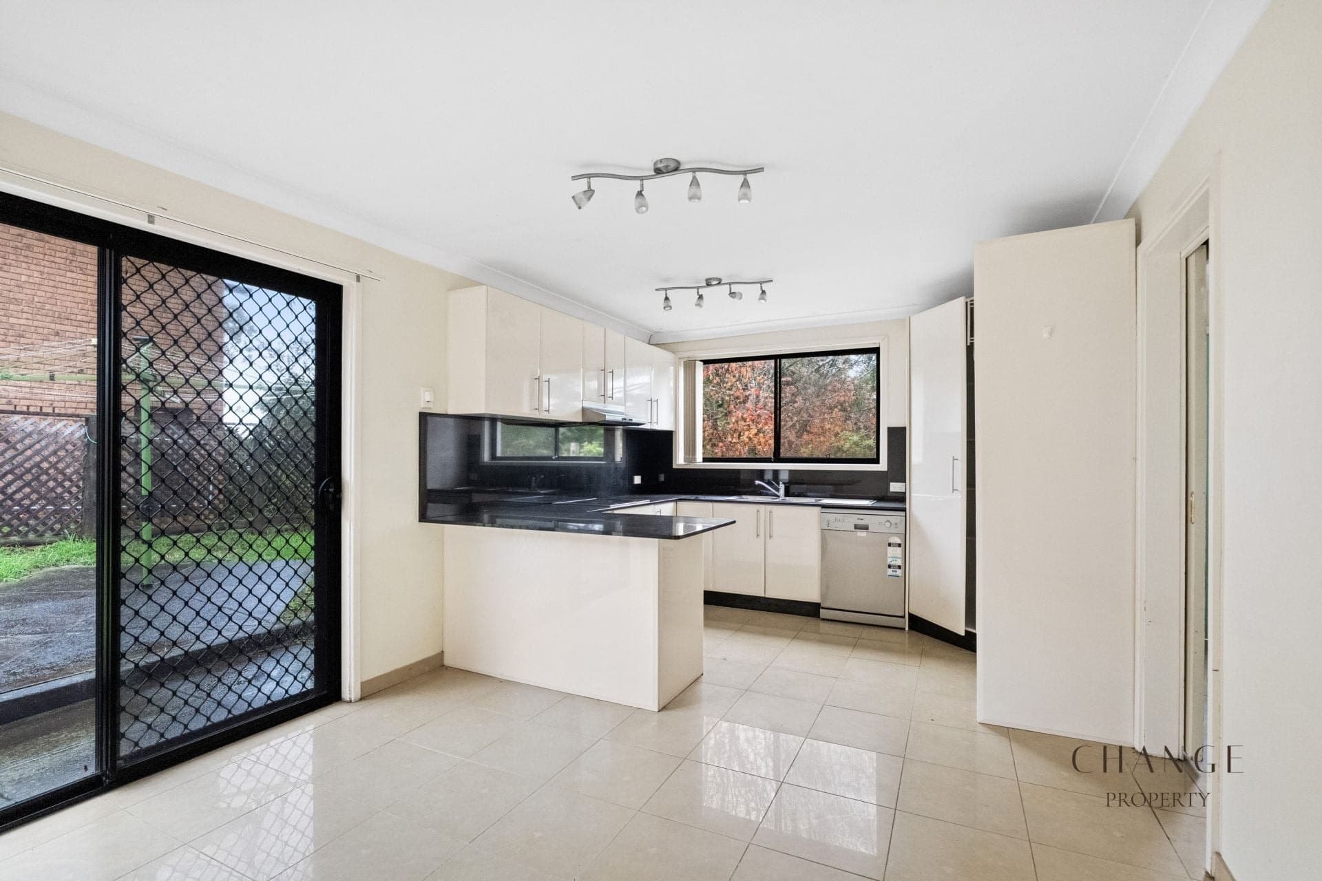 3 Koorabel Avenue Copacabana NSW, Copacabana - Thumbnail 4