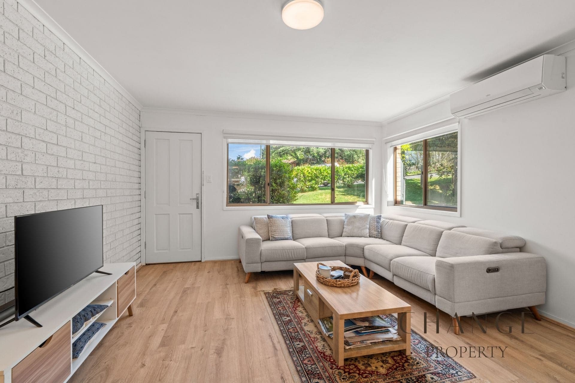 5 Empire Bay Drive Kincumber NSW, Kincumber - Thumbnail 4