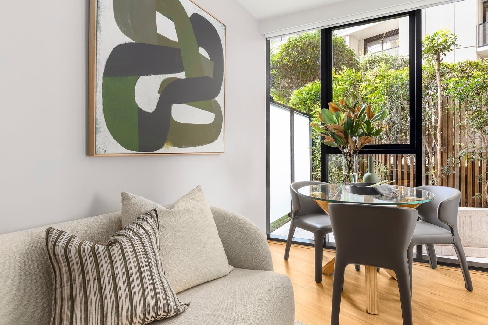 101/8 Daly Street, South Yarra - Thumbnail 2
