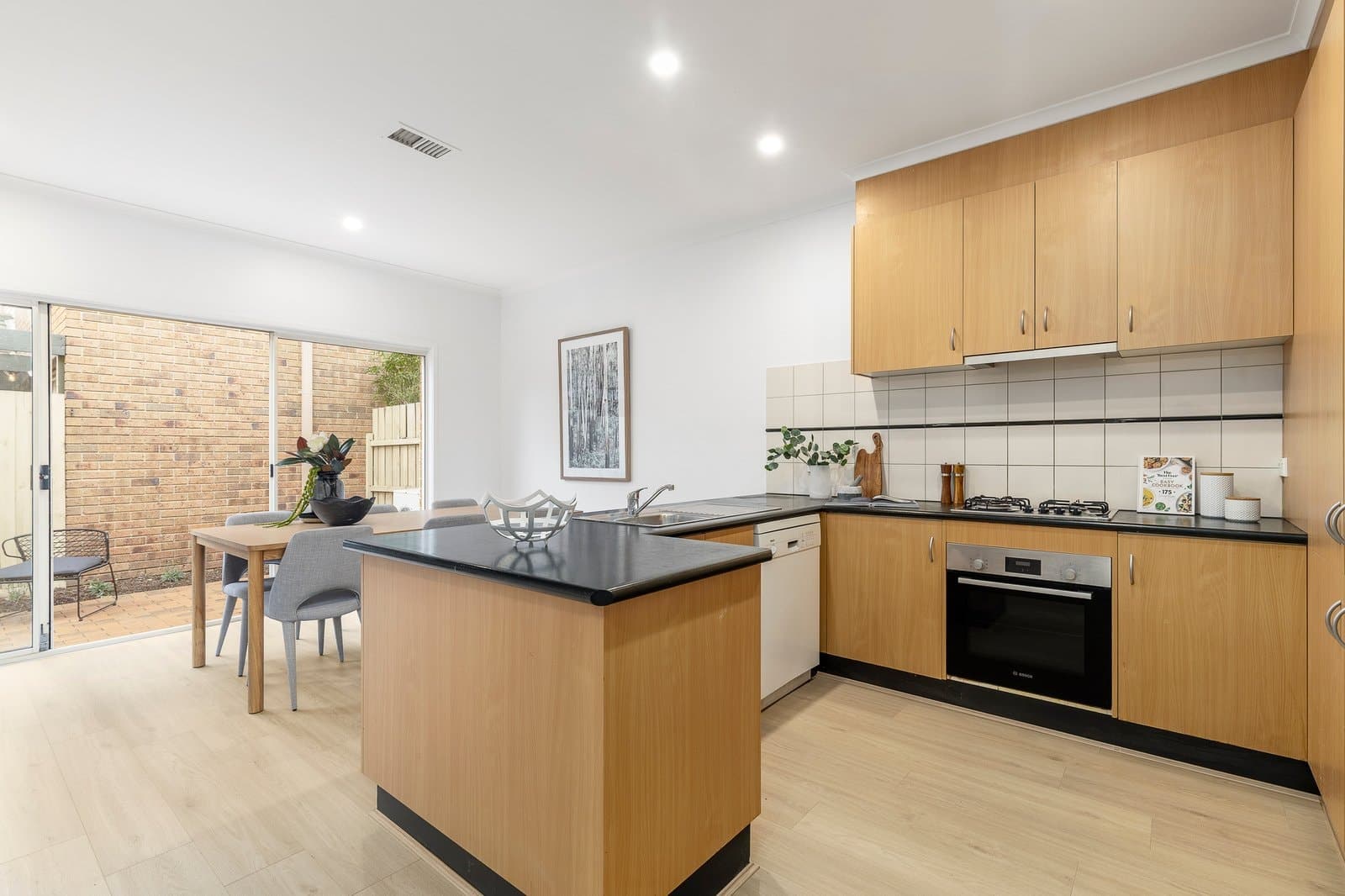 2/349 South Road, Brighton East - Thumbnail 3