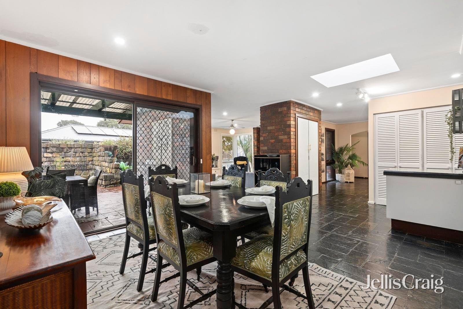 63 Diane Crescent, Croydon, Croydon - Thumbnail 6
