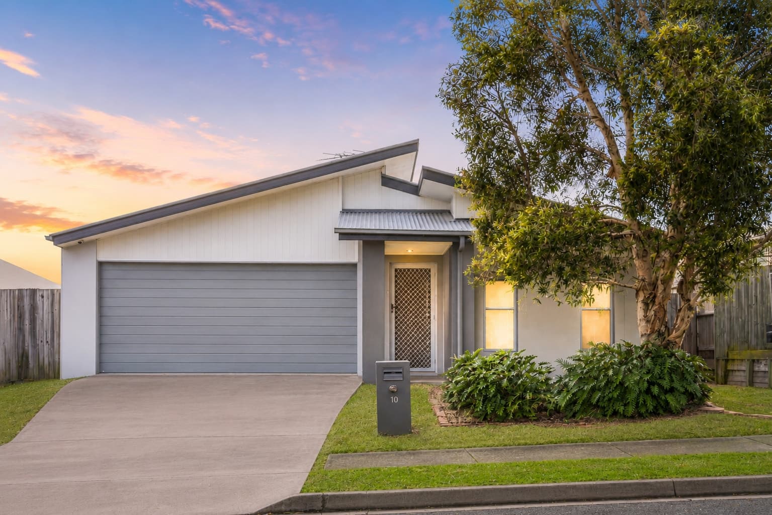 10 Sienna Crescent, Pimpama QLD 4209, Pimpama - Image 1