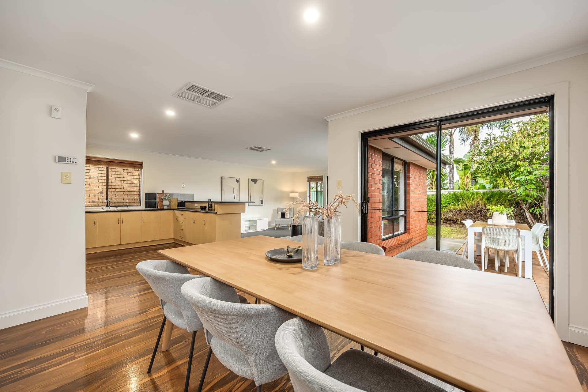 7 Tulipwood Court, Greenwith - Thumbnail 7
