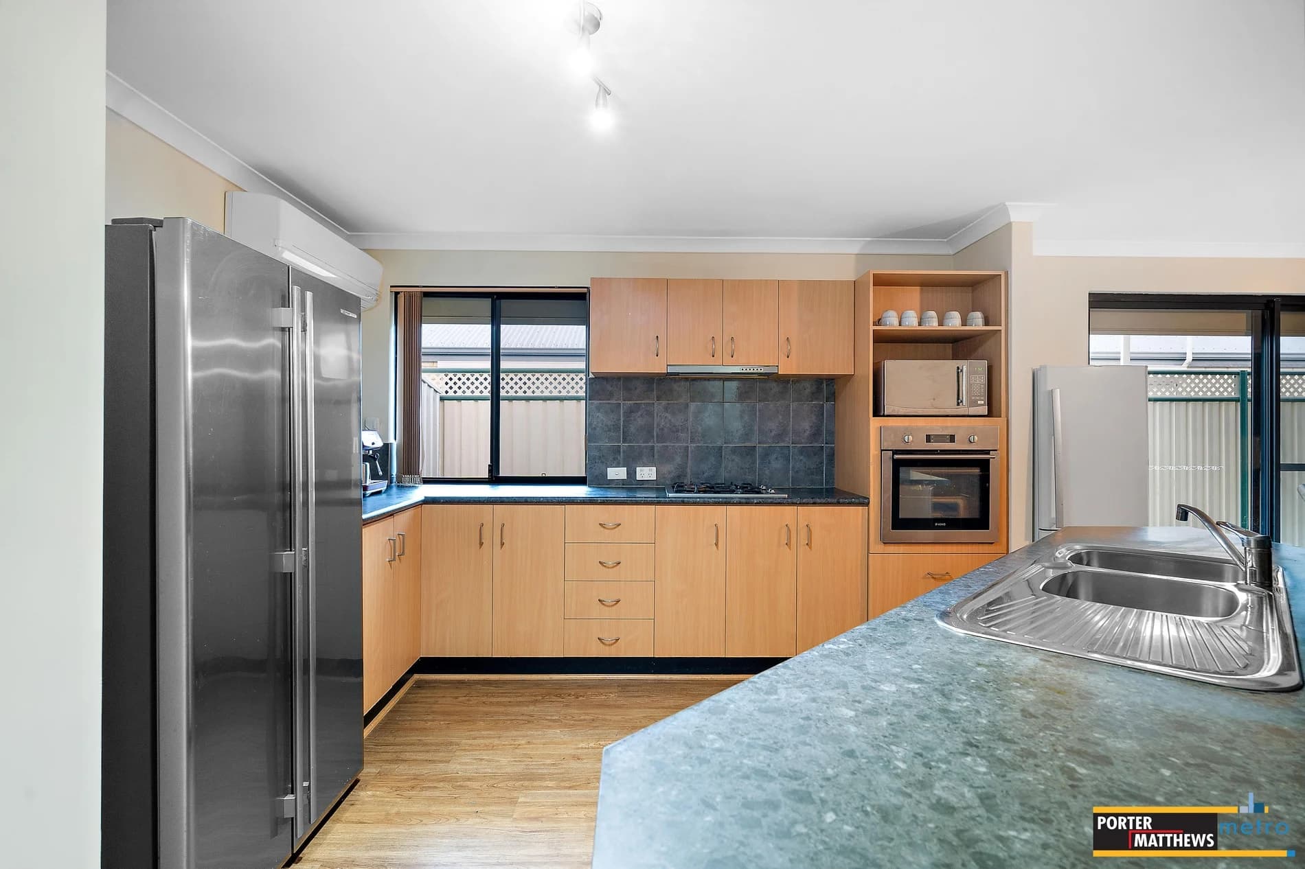 38 Spoonbill Pl, QUEENS PARK WA 6107, Queens Park - Thumbnail 4