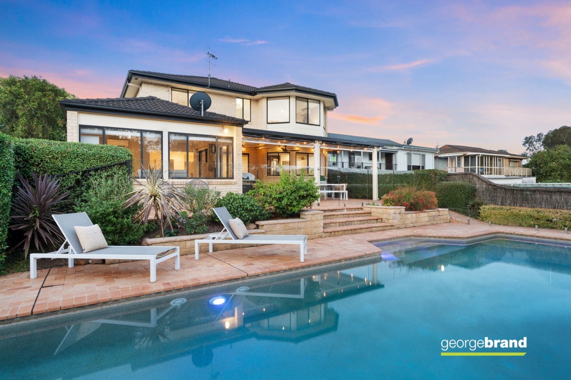 10 Karuah Avenue Kincumber NSW, Kincumber - Thumbnail 2
